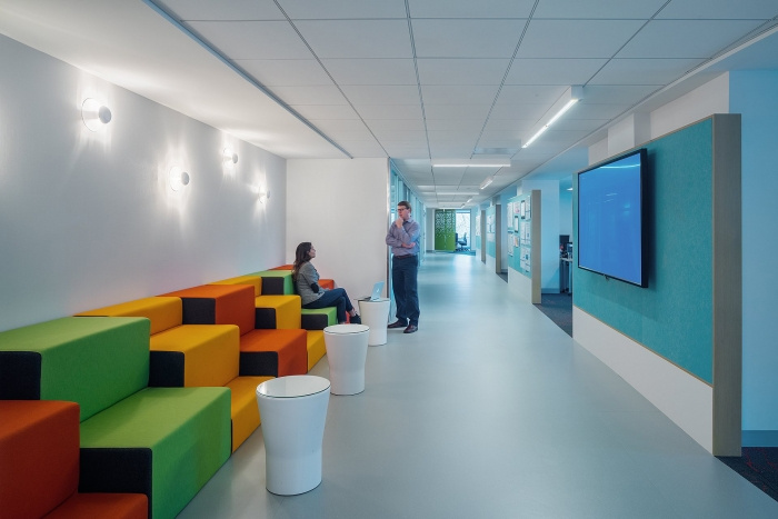 靈活開放的國際總部辦公室設(shè)計(jì)裝修圖-第2張圖片-上海古都建筑設(shè)計(jì)集團(tuán) 靈活開放的國際總部辦公室設(shè)計(jì)裝修圖-第2張圖片-上海古都建筑設(shè)計(jì)集團(tuán)