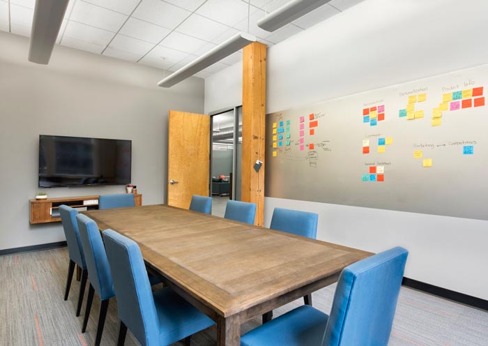 青浦100平用戶體驗設(shè)計公司辦公室裝修設(shè)計-第3張圖片-上海古都建筑設(shè)計集團(tuán)