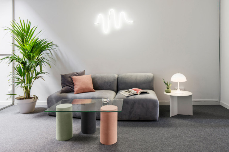 徐匯辦公室裝修音樂科技設(shè)計(jì)案例-第4張圖片-上海古都建筑設(shè)計(jì)集團(tuán) 徐匯辦公室裝修音樂科技設(shè)計(jì)案例-第4張圖片-上海古都建筑設(shè)計(jì)集團(tuán)