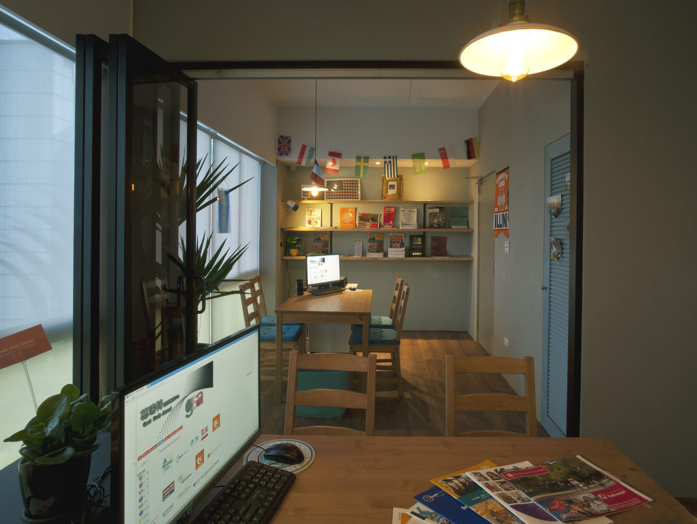 黃浦區(qū)觀景辦公室裝修設(shè)計(jì)-第1張圖片-上海古都建筑設(shè)計(jì)集團(tuán) 黃浦區(qū)觀景辦公室裝修設(shè)計(jì)-第1張圖片-上海古都建筑設(shè)計(jì)集團(tuán)