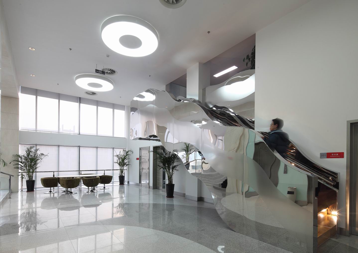 黃浦區(qū)質(zhì)檢中心辦公室裝修設(shè)計(jì)-第6張圖片-上海古都建筑設(shè)計(jì)集團(tuán) 黃浦區(qū)質(zhì)檢中心辦公室裝修設(shè)計(jì)-第6張圖片-上海古都建筑設(shè)計(jì)集團(tuán)