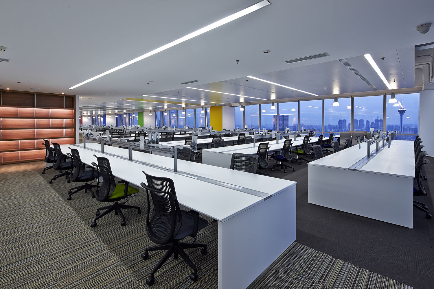 現(xiàn)代科技風(fēng)辦公室裝修設(shè)計效果圖-第11張圖片-上海古都建筑設(shè)計集團(tuán) 現(xiàn)代科技風(fēng)辦公室裝修設(shè)計效果圖-第11張圖片-上海古都建筑設(shè)計集團(tuán)