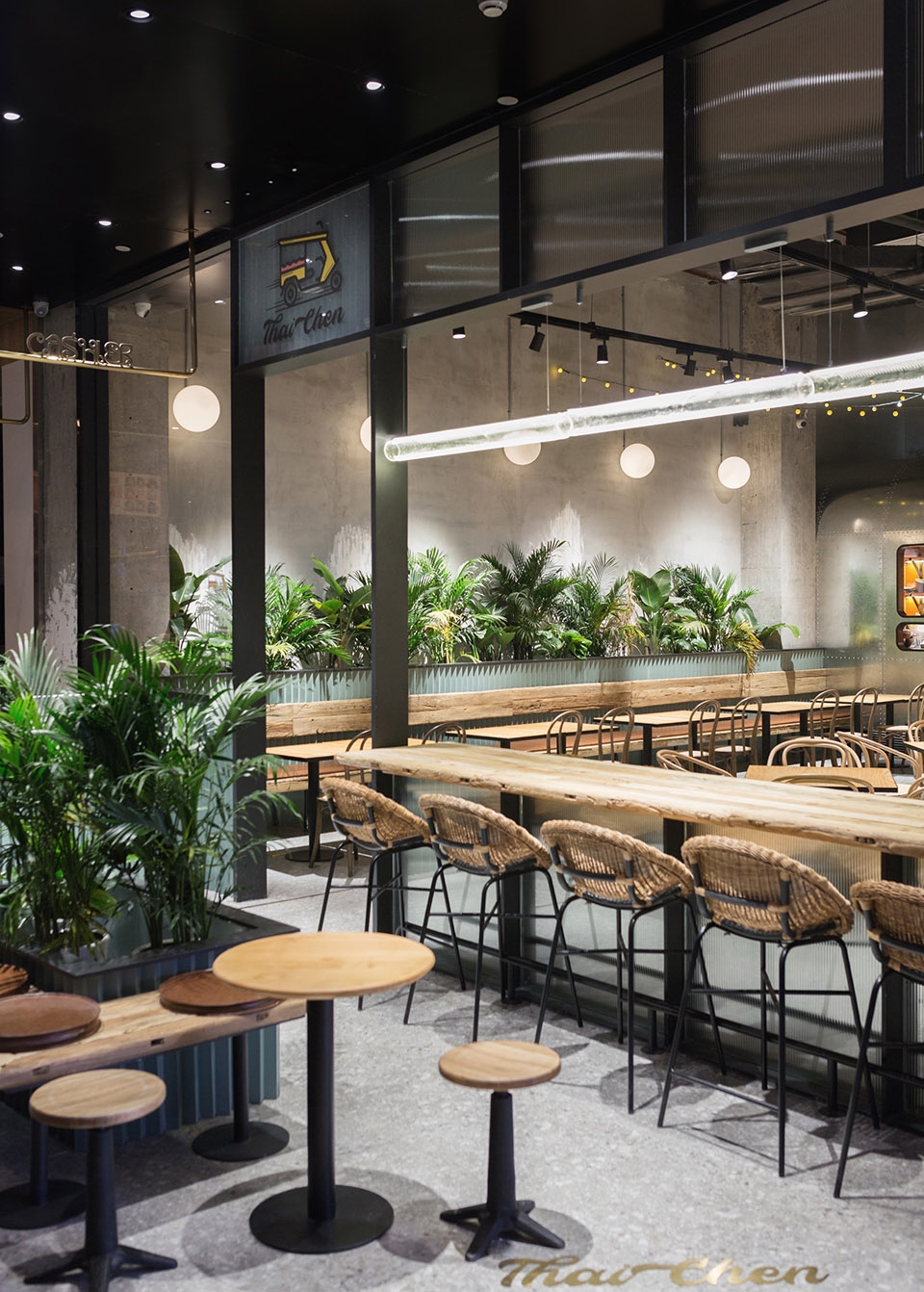 黃浦區(qū)混搭風格餐廳裝修設計-第3張圖片-上海古都建筑設計集團 黃浦區(qū)混搭風格餐廳裝修設計-第3張圖片-上海古都建筑設計集團