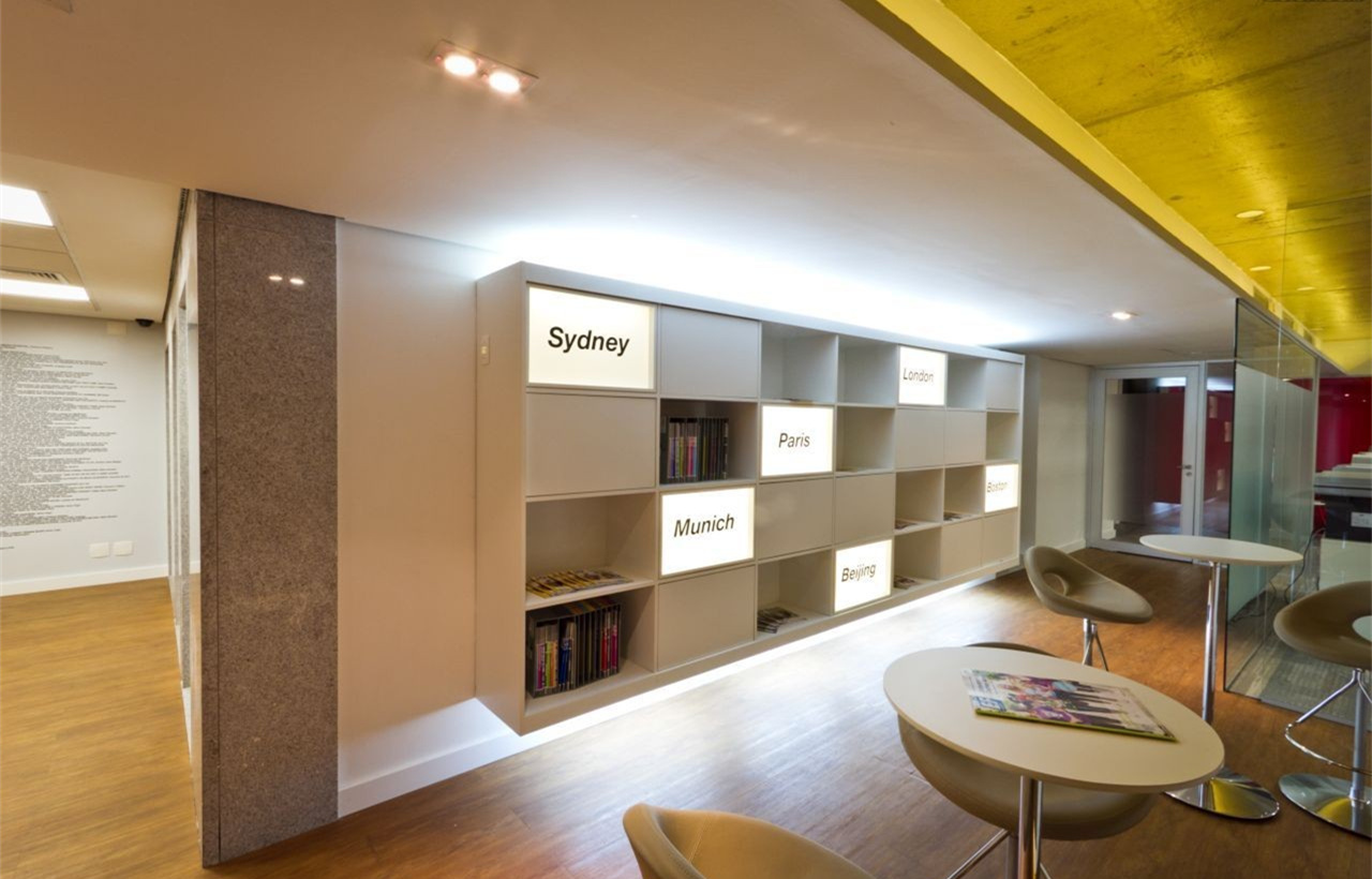 浦東新區(qū)國際風格辦公室裝修設計-第8張圖片-上海古都建筑設計集團 浦東新區(qū)國際風格辦公室裝修設計-第8張圖片-上海古都建筑設計集團