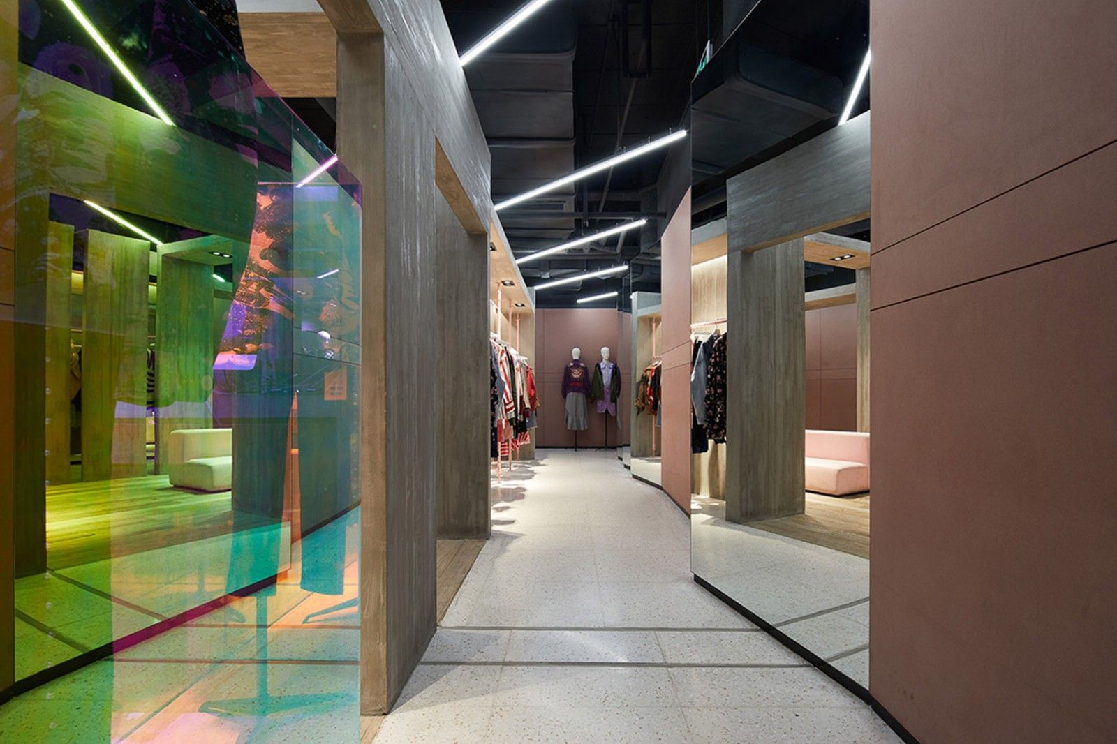 時尚女裝店裝修設(shè)計-第2張圖片-上海古都建筑設(shè)計集團(tuán) 時尚女裝店裝修設(shè)計-第2張圖片-上海古都建筑設(shè)計集團(tuán)