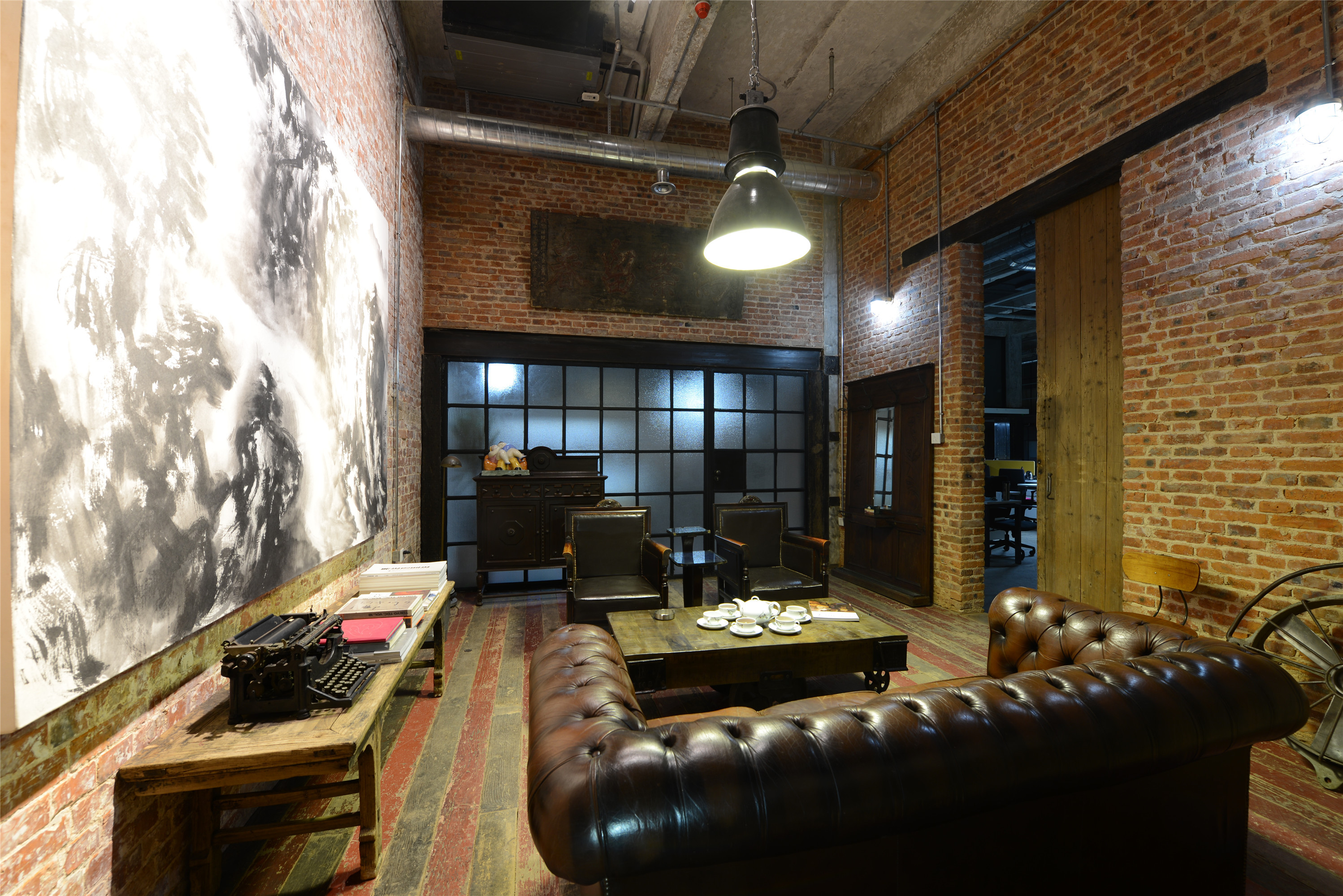 青浦區(qū)工業(yè)風(fēng)開闊辦公室裝修設(shè)計-第6張圖片-上海古都建筑設(shè)計集團 青浦區(qū)工業(yè)風(fēng)開闊辦公室裝修設(shè)計-第6張圖片-上海古都建筑設(shè)計集團