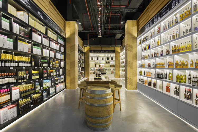 時(shí)尚簡(jiǎn)約煙酒莊裝修設(shè)計(jì)-第5張圖片-上海古都建筑設(shè)計(jì)集團(tuán)
