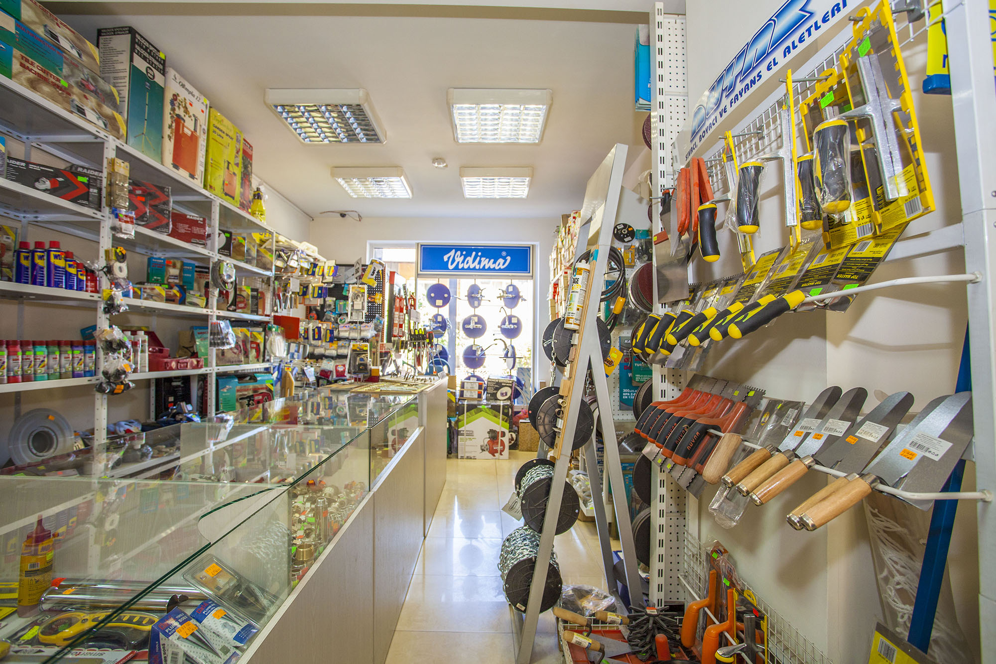 小型簡約建材店裝修設(shè)計-第6張圖片-上海古都建筑設(shè)計集團(tuán)