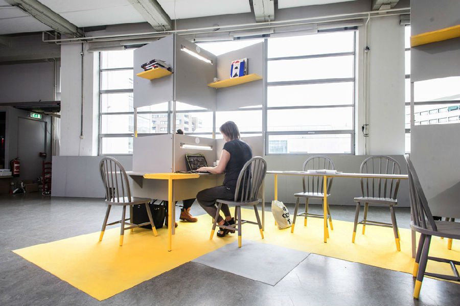 大型簡約工業(yè)風(fēng)辦公室裝修設(shè)計-第12張圖片-上海古都建筑設(shè)計集團